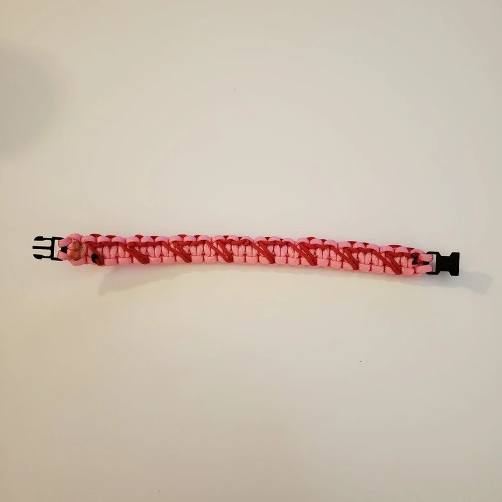 Handmade paracord Dog Collar with stitches hearts